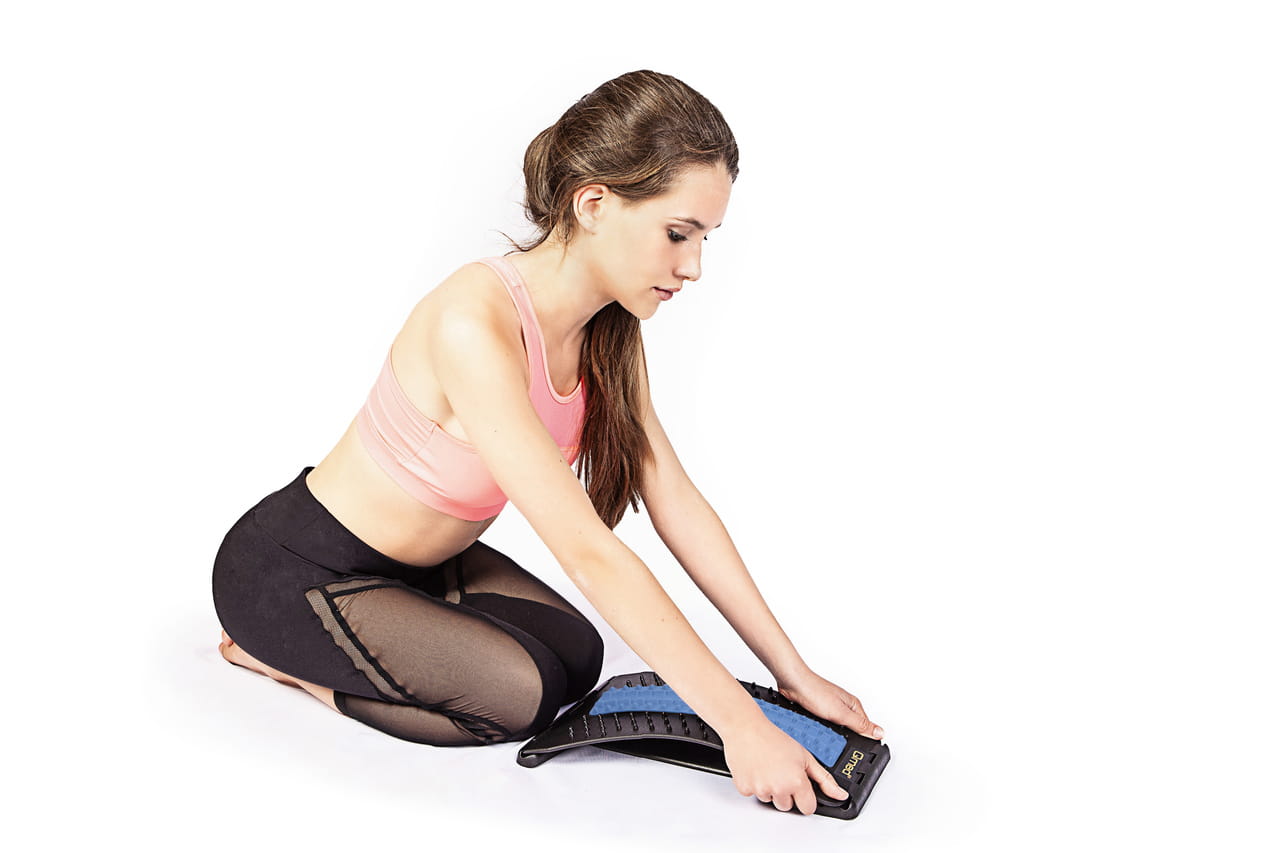 Przyrząd do stretchingu pleców Qmed Back Support 